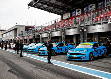 Lynk & Co., shaking the auto industry with class!